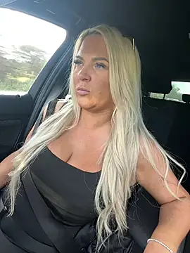 Bustyblondebabe32 online show from 03.31.26