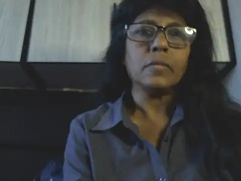 Snapshot of MsAttitude chatting on 06.24.26 MsAttitude online show from 06.24.26