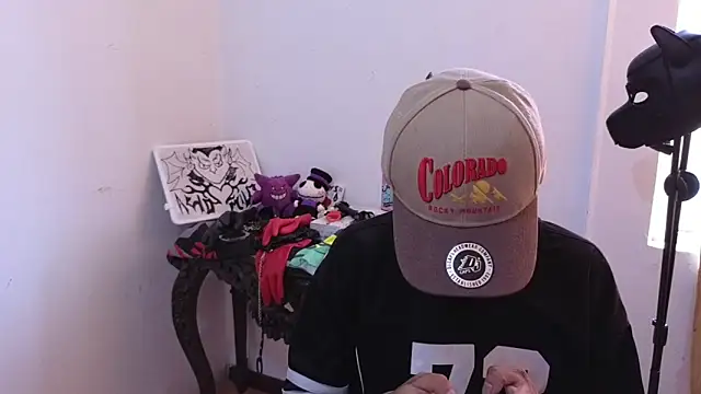 AcidMilo online show from 02.08.25