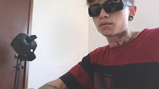 AcidMilo online show from 02.21.25