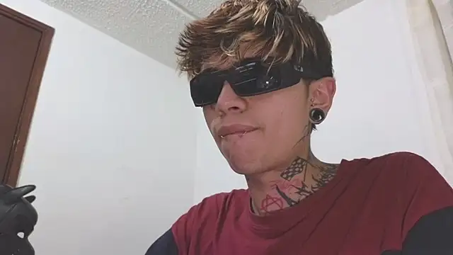 AcidMilo online show from 02.22.25