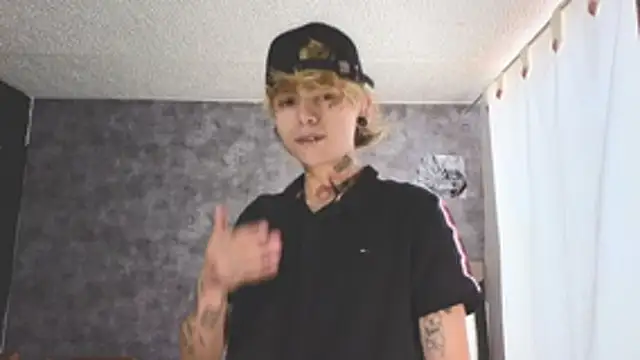 AcidMilo online show from 10.10.25