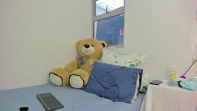 SEJMET LOVE  online show from 12.17.24