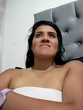 Snapshot of zhayra_rose chatting on 12.06.24 zhayra rose online show from 12.06.24