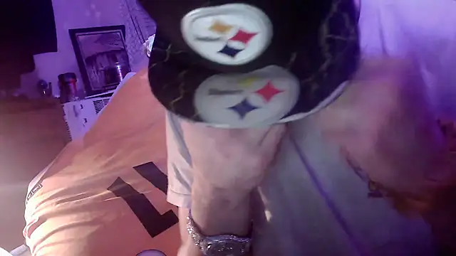 Snapshot of xxxTony999 chatting on 04.07.26 xxxTony999 online show from 04.07.26