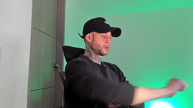  jamesleandros1 online show from 03.26.26