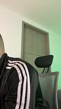  jamesleandros1 online show from 03.30.26