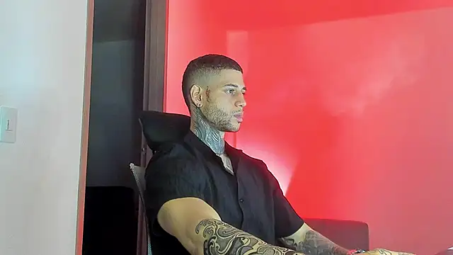  jamesleandros1 online show from 04.21.26