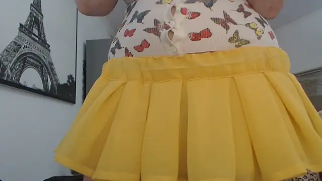 AnnaBellaLuckyXOXO online show from 03.25.26