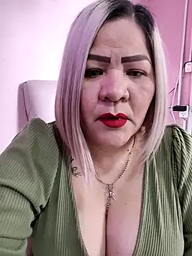 Dalessa Bigtits online show from 04.17.26