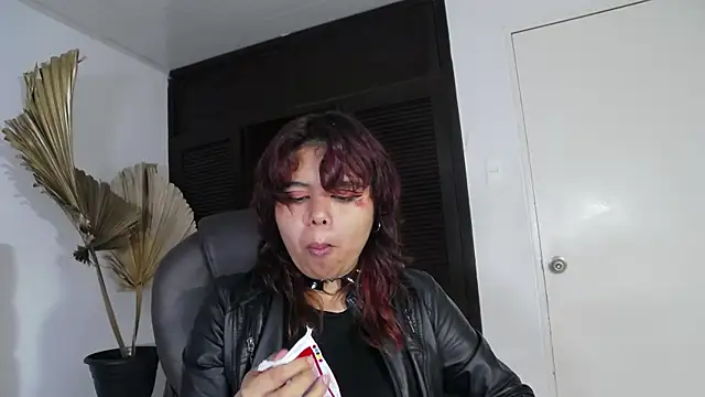 Snapshot of SabinaMerchetti chatting on 04.20.26 SabinaMerchetti online show from 04.20.26