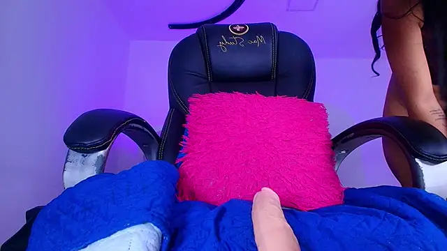 Snapshot of naomi_kyse chatting on 02.24.26 naomi kyse online show from 02.24.26