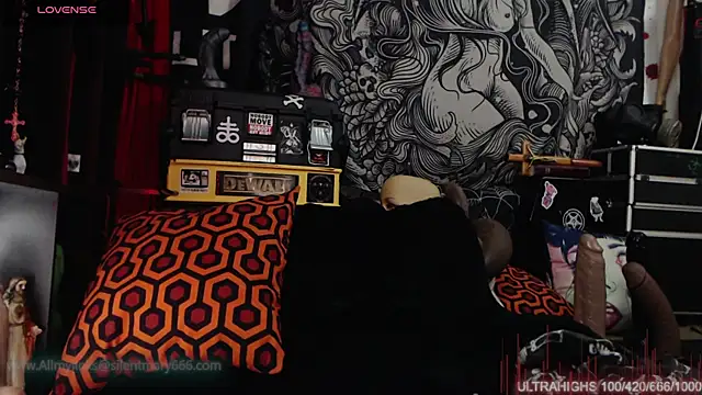 Silentmary online show from 12.24.24