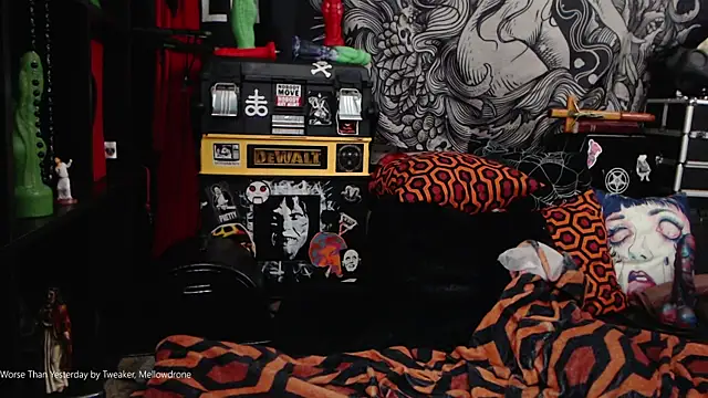 Silentmary online show from 01.28.25