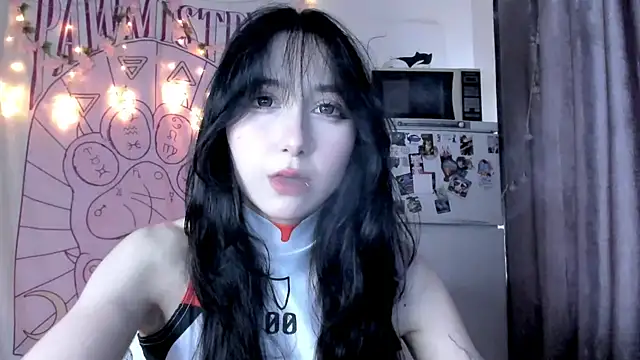 Snapshot of Holy420lolii chatting on 04.05.26 Holy420lolii online show from 04.05.26