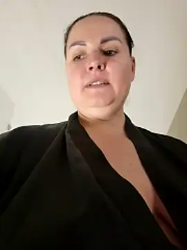 GeorgiaLerox online show from 11.21.25