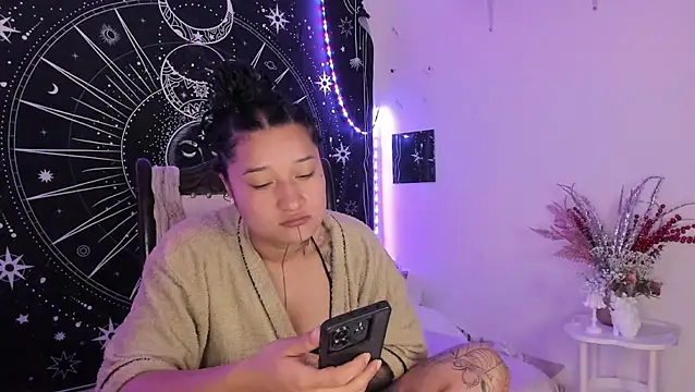 Eva Lee  online show from 02.21.26