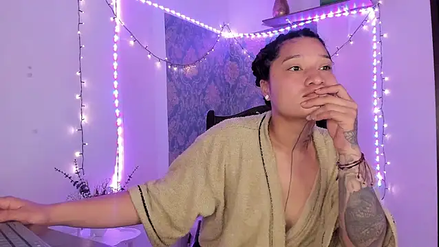 Eva Lee  online show from 03.01.26