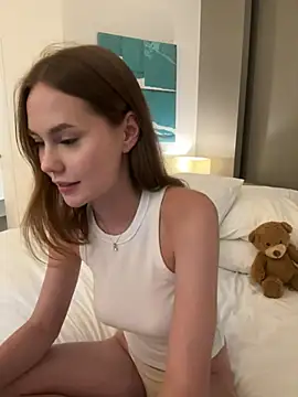 Meow Sophie online show from 02.16.25