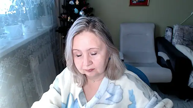 Snapshot of JanaMayer chatting on 01.16.25 JanaMayer online show from 01.16.25