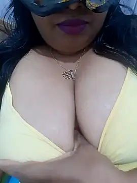 chubby wife online show from 02.08.25