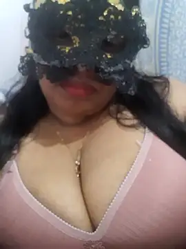 Snapshot of chubby_wife chatting on 07.28.26 chubby wife online show from 07.28.26
