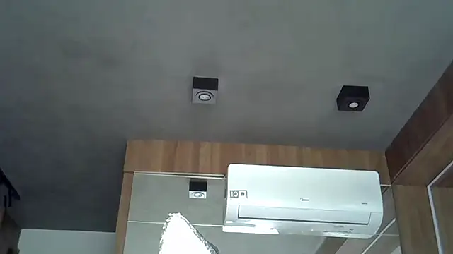 Skinny-Kitten online show from 10.27.25