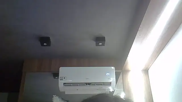 Skinny-Kitten online show from 04.14.26