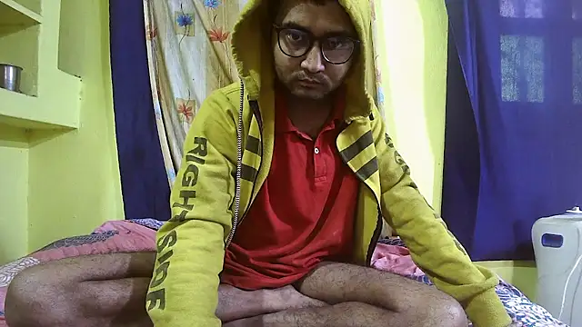 Snapshot of Cute_boy2000 chatting on 01.11.25 Cute boy2000 online show from 01.11.25