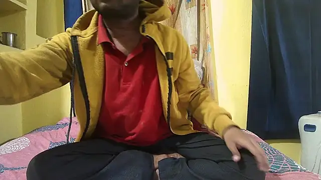 Snapshot of Cute_boy2000 chatting on 01.13.25 Cute boy2000 online show from 01.13.25