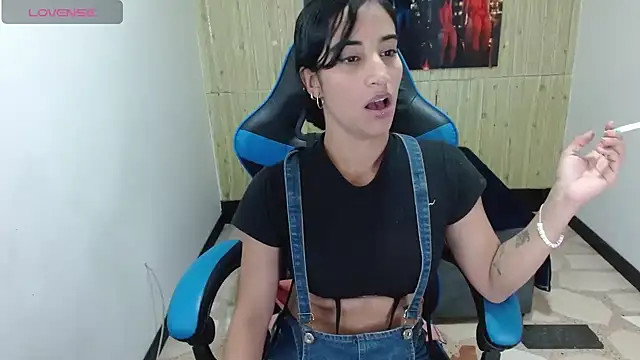 Snapshot of _nathaly_sweet chatting on 12.27.24 nathaly sweet online show from 12.27.24