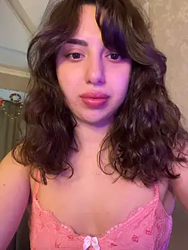 Snapshot of Tasty_Nora chatting on 02.19.25 Tasty Nora online show from 02.19.25