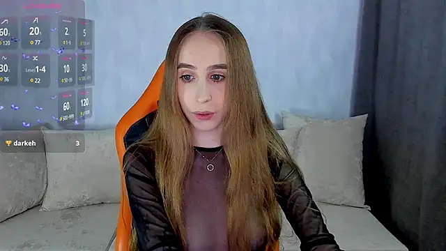 Snapshot of _mira_cle_ chatting on 03.08.25  mira cle  online show from 03.08.25