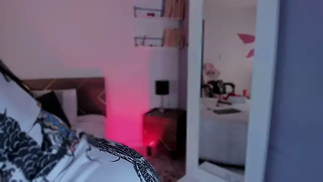 VampGirl1 online show from 12.21.24