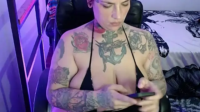 VampGirl1 online show from 02.07.25