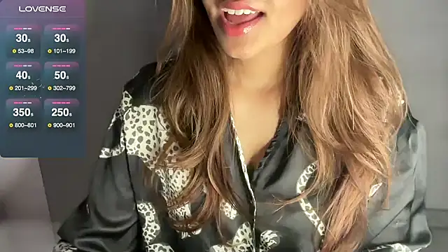 Queen Sakhi online show from 02.14.25