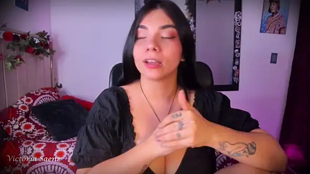 Snapshot of victoriaasaenz_ chatting on 06.02.26 victoriaasaenz online show from 06.02.26