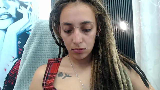 Snapshot of ORIANNA_BODMOD chatting on 06.17.26 ORIANNA BODMOD online show from 06.17.26