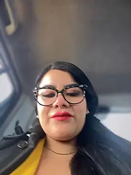 Snapshot of Insane_Issa chatting on 02.02.25 Insane Issa online show from 02.02.25