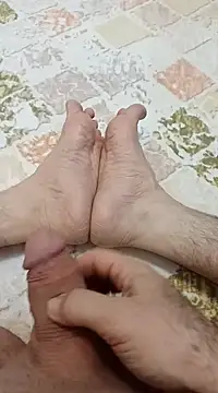 Hardapple01 online show from 12.24.24