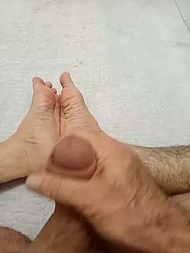 Hardapple01 online show from 10.22.25