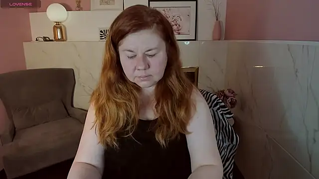 Mrs Emilia online show from 12.05.24