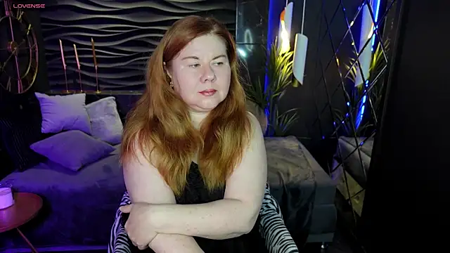 Mrs Emilia online show from 12.07.24