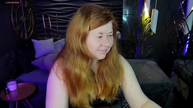 Mrs Emilia online show from 12.07.24