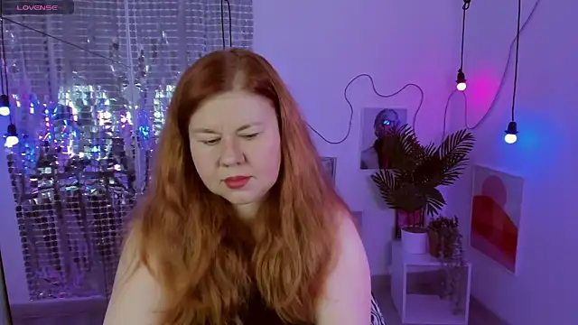 Mrs Emilia online show from 12.12.24