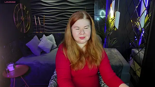 Mrs Emilia online show from 12.14.24