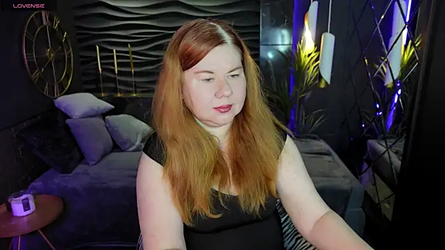 Mrs Emilia online show from 12.15.24