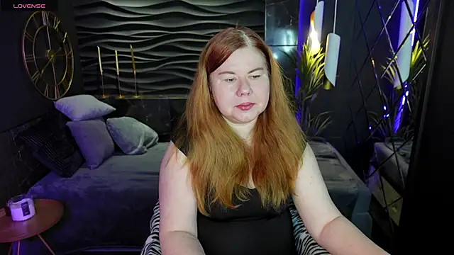 Mrs Emilia online show from 12.15.24