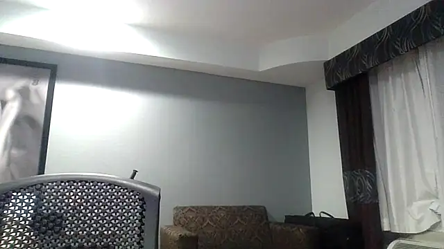 SlimBeenBadd1981 online show from 05.17.26