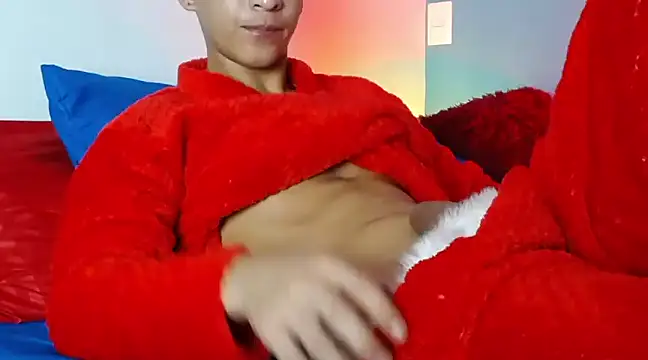 Snapshot of liuscast22 chatting on 12.16.24 liuscast22 online show from 12.16.24